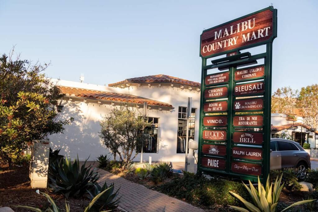 Malibu Sand Carbon Beach Suites Exterior photo