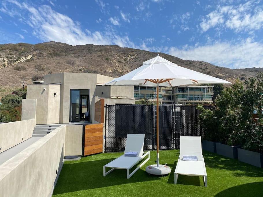 Malibu Sand Carbon Beach Suites Exterior photo